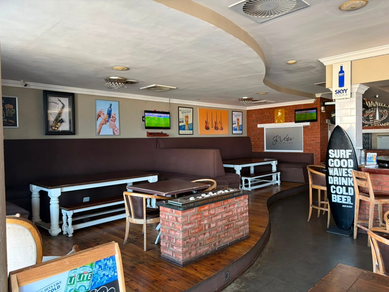 Property photograph 3